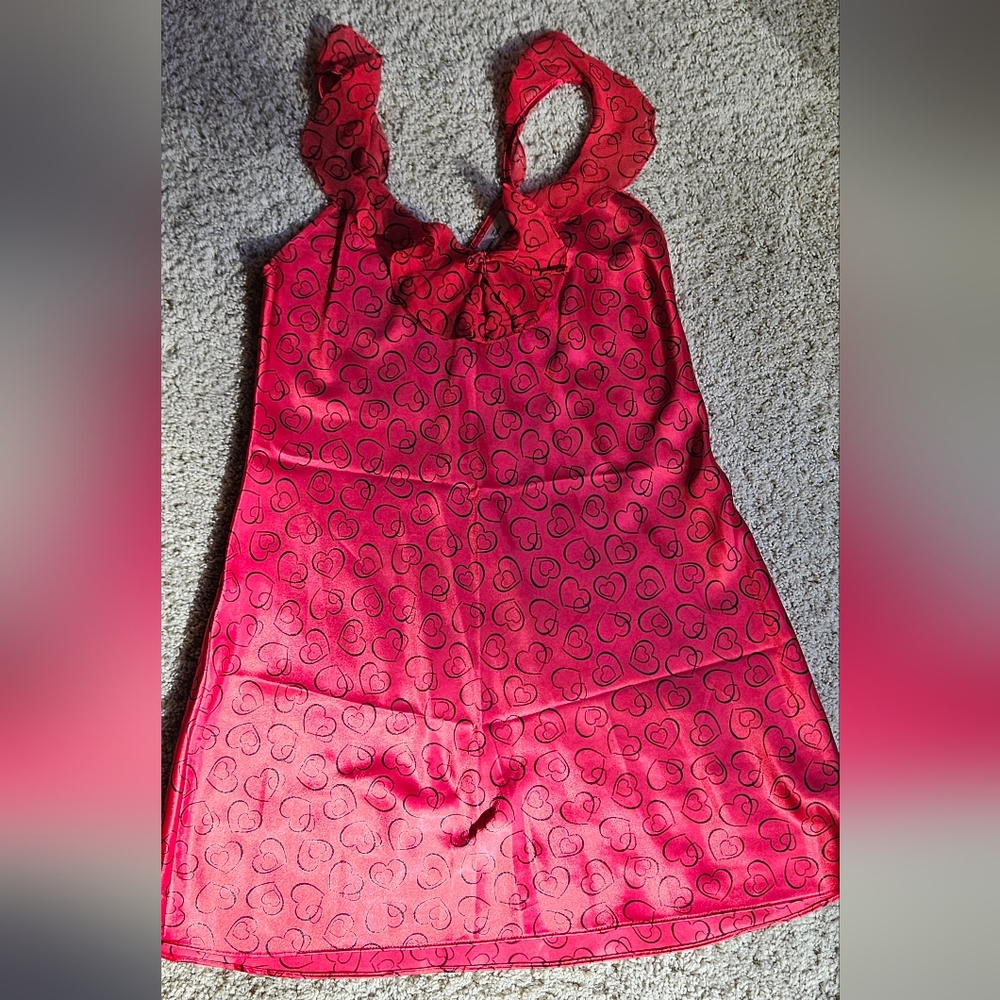 Red and Black Heart Nightgown and Robe set